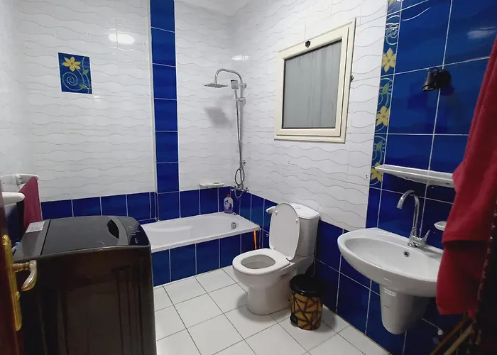 لاروز الغردقه الكوثر القديم شارع النور عماره لاروز Apartment Hurghada