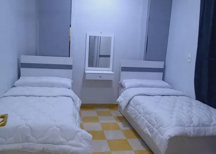 Apartment لاروز الغردقه الكوثر القديم شارع النور عماره لاروز